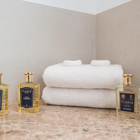 Vacation I Stylish 5bdr Penthouse, Sea And Marina View, Cinema Room, Fastest Wifi Марбелья
