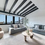 Vacation I Stylish 5bdr Penthouse, Sea And Marina View, Cinema Room, Fastest Wifi