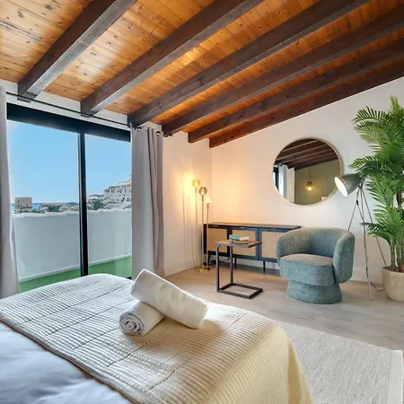 Vacation I Stylish 5bdr Penthouse, Sea And Marina View شقة ماربيا
