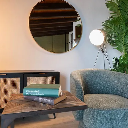 Vacation I Stylish 5bdr Penthouse, Sea And Marina View, Cinema Room, Fastest Wifi * Marbella