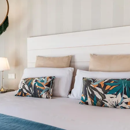 Vacation I Stylish 5bdr Penthouse, Sea And Marina View, Cinema Room, Fastest Wifi