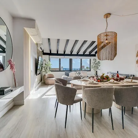 شقة Vacation I Stylish 5bdr Penthouse, Sea And Marina View ماربيا