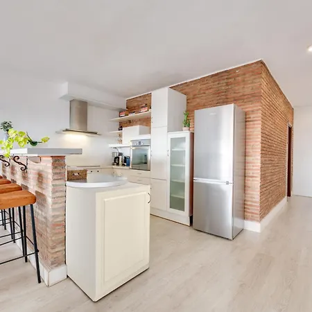 Vacation I Stylish 5bdr Penthouse, Sea And Marina View * ماربيا