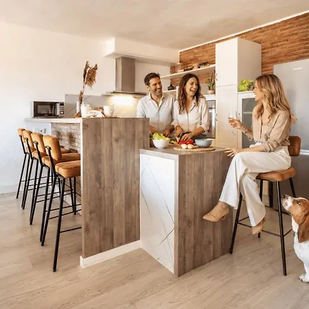 Vacation I Stylish 5bdr Penthouse, Sea And Marina View, Cinema Room, Fastest Wifi Marbella