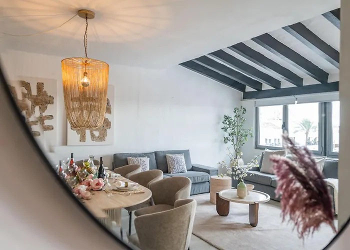 Vacation I Stylish 5bdr Penthouse, Sea And Marina View, Cinema Room, Fastest Wifi Apartment Marbella