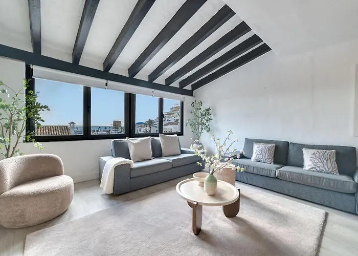 Vacation I Stylish 5bdr Penthouse, Sea And Marina View, Cinema Room, Fastest Wifi