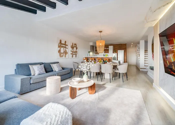 Apartment Vacation I Stylish 5bdr Penthouse, Sea And Marina View, Cinema Room, Fastest Wifi