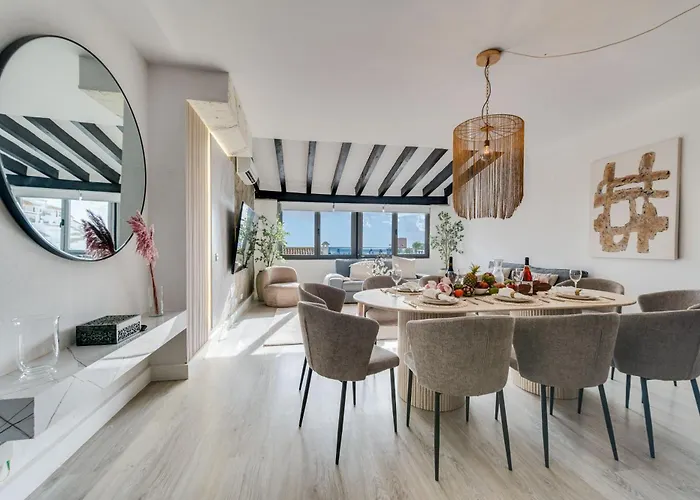 Apartment Vacation I Stylish 5bdr Penthouse, Sea And Marina View, Cinema Room, Fastest Wifi Marbella