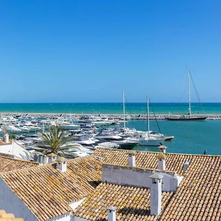 Vacation I Stylish 5bdr Penthouse, Sea And Marina View, Cinema Room, Fastest Wifi * Marbella