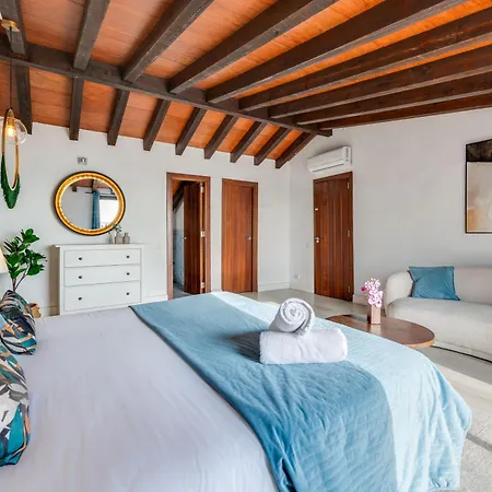 Vacation I Stylish 5bdr Penthouse, Sea And Marina View, Cinema Room, Fastest Wifi Διαμέρισμα *